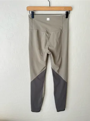 Vuori High Rise Colorblock Studio Leggings Light Oregano Green medium thumbnail 6