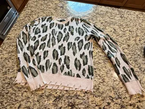 VICI Sweater thumbnail 1
