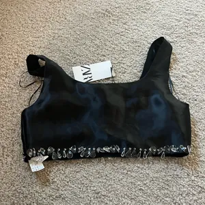 Zara Black Embellished Women's crop Top never worn thumbnail 4