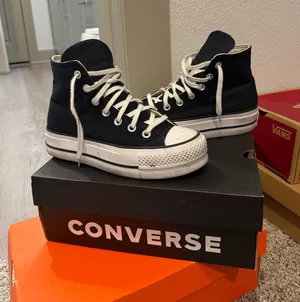 Converse Sneakers thumbnail 1
