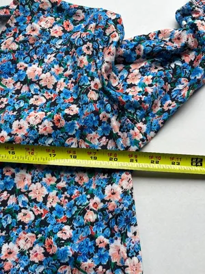 Floral Blouse Sz M Oversized Blue Ruffle bell sleeves V Neck Pullover thumbnail 5
