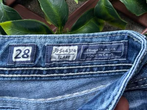 Miss Me Low-Rise Boot Stretch Jeans Signature Rhinestone Women’s Denim 28 thumbnail 8
