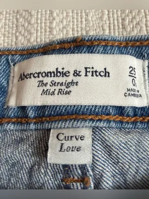 Abercrombie & Fitch Curve Love Mid Rise 90s Straight Jean Size 25/0 Short thumbnail 5