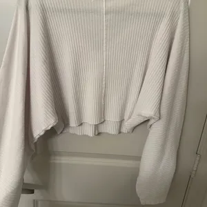 Urban outfitters white balloon sleeve top thumbnail 2