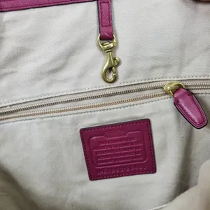 Coach Legacy Tote Women L Pink Leather Turnlock Tassel Shoulder Bag 26461 thumbnail 12