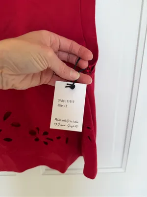 NWT Japna Red‎ Floral Eyelet Embroidered Sleeveless Cotton Top S thumbnail 3