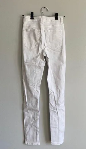 Forever 21 High Rise Skinny Jeans thumbnail 8