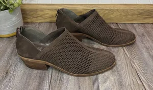 Vince Camuto Womens Paleta Brown Leather Upper Pointed Toe Ankle Booties 10 thumbnail 1