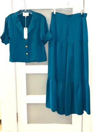 Stella & Amelia teal trouser and blouse set, tiered wide-leg trousers size M thumbnail 1