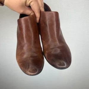 Dansko Brown Leather Ankle Booties Block Heel Side Zip Shooties Womens 38 thumbnail 2