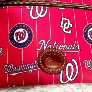 Dooney & Bourke Washington Nationals MLB Red‎ Nylon Crossbody Bag Purse thumbnail 3
