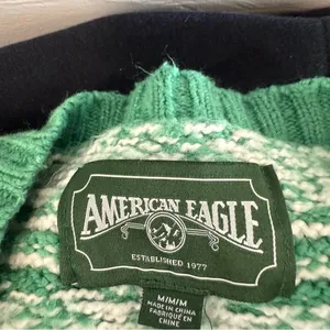 American Eagle Fair Isle Green‎ White Cropped Sweater Crewneck Pullover Winter M thumbnail 6