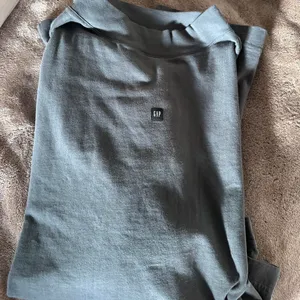 Yeezy x Gap grey canvas oversized tee  thumbnail 1