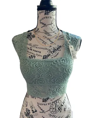 NWT Lacey Crop Top thumbnail 1