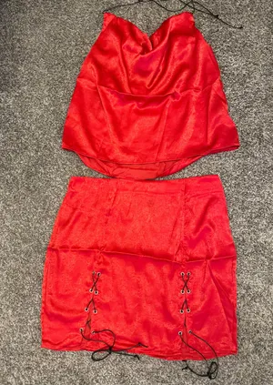 Two pieces red Top and skirt set NEW thumbnail 7