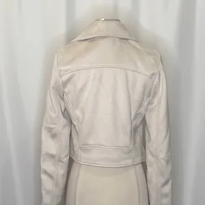 NWT!! ABERCROMBIE & FITCH Vegan Suede Moto Jacket Vegan Cropped Pale Gray Medium thumbnail 9