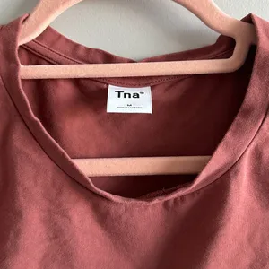aritzia red tna crop top thumbnail 2
