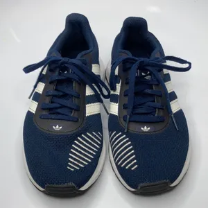 Adidas Originals swift run RF sneakers size 6‎ thumbnail 3