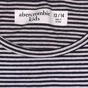 Abercrombie Kids‎ Tank Top Girls 13/14 Blue Striped Lace Trim Keyhole Preppy thumbnail 2
