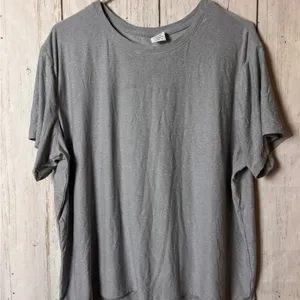 Athletic Works ButterCore Gray Women's Crop Top Sz XL (16-18) thumbnail 1