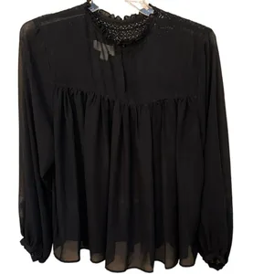 Women's Band of Gypsies Black Charmante Lace-Trim Top Size Medium‎ thumbnail 2
