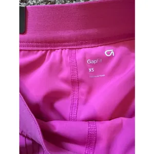 GapFit Pleated Tennis Skort Pink Size XS Athletic Golf Skirt NWT thumbnail 4