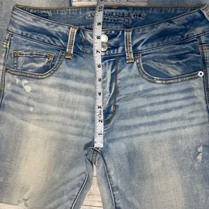 American Eagle Outfitters Artist Crop Super Stretch Jeans Size 8 thumbnail 6