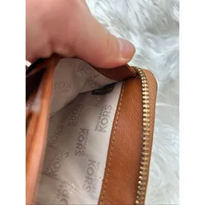 Michael Kors Black Vanilla White Item Mk Signature Jacquard Bifold Wallet thumbnail 6