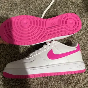 Nike Air Force 1 thumbnail 2