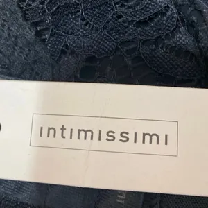 NEW Intimissimi Black Floral Lace Strappy Cami Camisole Lingerie Bra Top Sz 36B thumbnail 4
