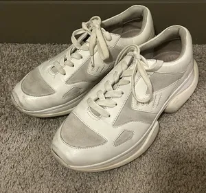 Tory Burch Sneakers Women's Size 9 Athletic Shoes Designer Comfort Luxury thumbnail 1