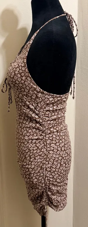 Cotton Candy LA Brown Floral Halter Tie Mini Dress Size M - NWOT thumbnail 6