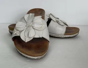 Born Sandals Roca‎ Off White Leather Slide Comfort Slip On Floral Women's 8 Boho thumbnail 1