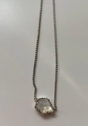 Silver  necklace thumbnail 1