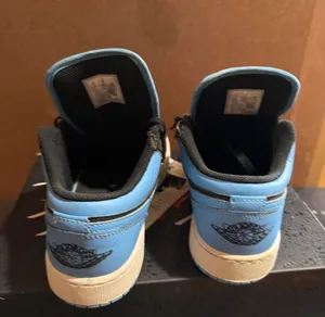 Air Jordan 1 low GS black/ university blue 7 Youth thumbnail 7