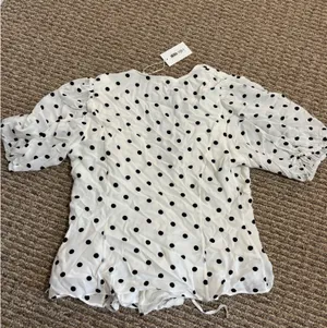 Aritzia Wilfred Wrap Blouse thumbnail 3