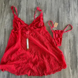 New Skims Lingerie thumbnail 4