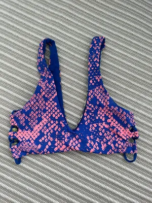 Everything But Water Reversible Bikini Top thumbnail 2