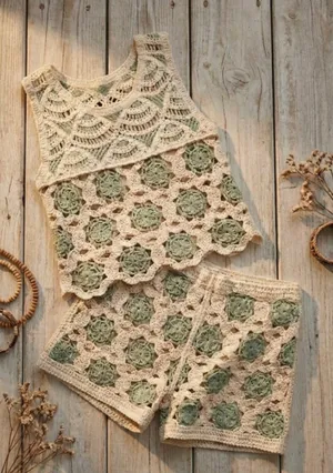 Crochet 2 piece out Green Size M thumbnail 4