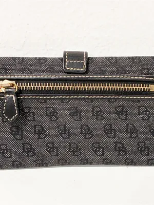 Dooney and Bourke Wallet Clasp Closure Canvas Silver Multi Card thumbnail 5