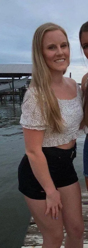 SheIn Ruched Crop Top thumbnail 1