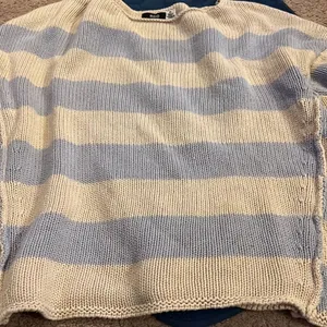 Bdg M sweater‎ thumbnail 5