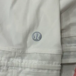 Lululemon T Shirt Size 8 thumbnail 6