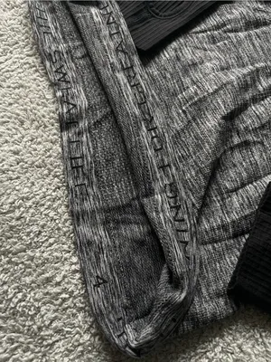lululemon athletica Black to Gray Ombre Swiftly Long-Sleeve Performance Size 4 thumbnail 6