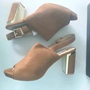 NIB!Spirit Moda Tan -Peek toe -gold back heel Chucky shoes size 9 thumbnail 5