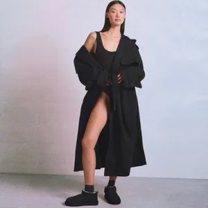 NWT SKIMS Boyfriend Fleece Oversized Trench Coat Onyx New on site! Size XS thumbnail 6