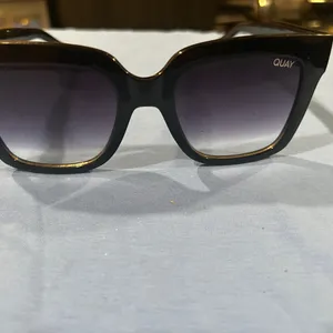 Quay Australia Black Gradient Sunglasses Icey thumbnail 9