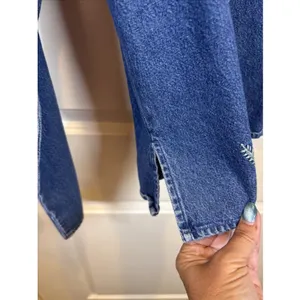 Vintage Agapo Womens Denim Shirt Size XL Embroidered Flowers Boho Cottage Top thumbnail 4