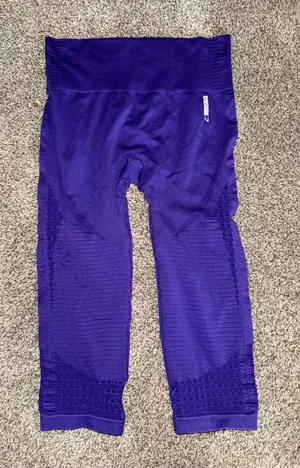 Gymshark Energy Seamless Cropped Leggings in Indigo Purple, Size Large thumbnail 1