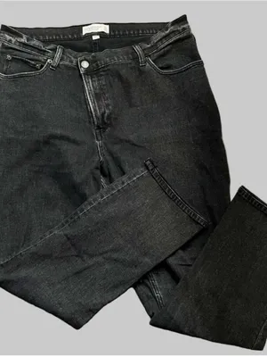 Abercrombie & Fitch 90s Ultra High Rise Black Jeans Women 32 thumbnail 1